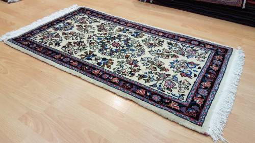 Very Fine Persian Sarough Carpet 125cm x 72cm Hand Knotted