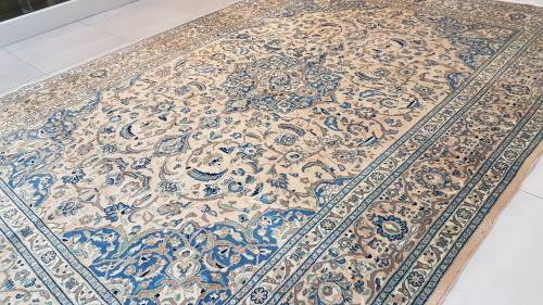 Very Fine Persian Kashan Carpet 350cm x 250cm Hand Knotted