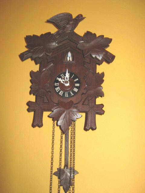 VINTAGE CUCKOO CLOCK