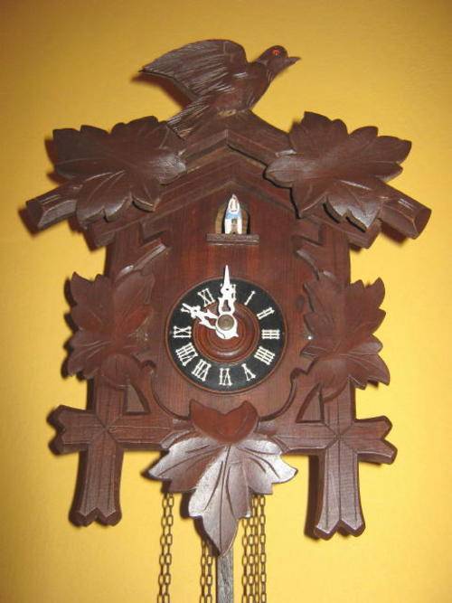 Vintage cuckoo clock