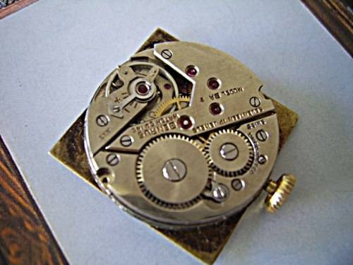 VINTAGE 1940'S BENRUS - ENDURABLE - WITH RED, YELLOW, BLUE LOGO