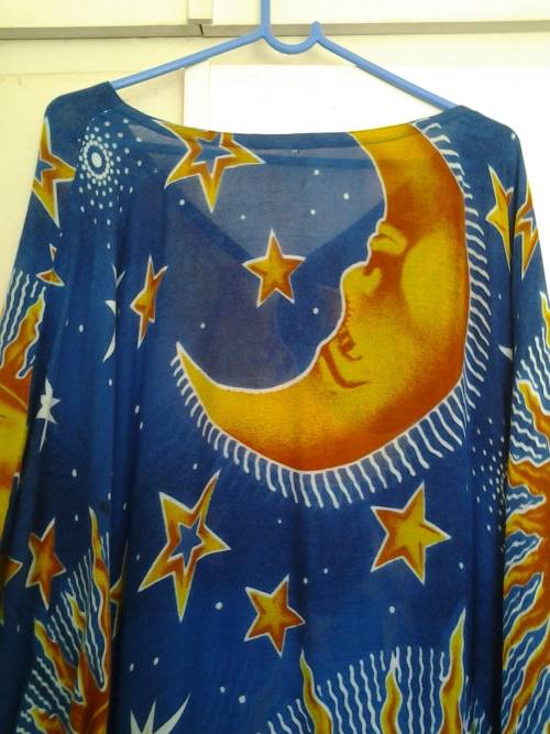 WOMEN'S PLUS SIZE - BRIGHT, FUN SUN AND MOON PRINT KAFTAN - RAYON - NEW - ONE SIZE FITS MOST