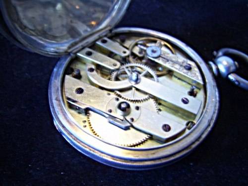 ANTIQUE SOLID SILVER BIG SWISS CYLINDER HUNTER POCKET WATCH FROM THE 1800'S