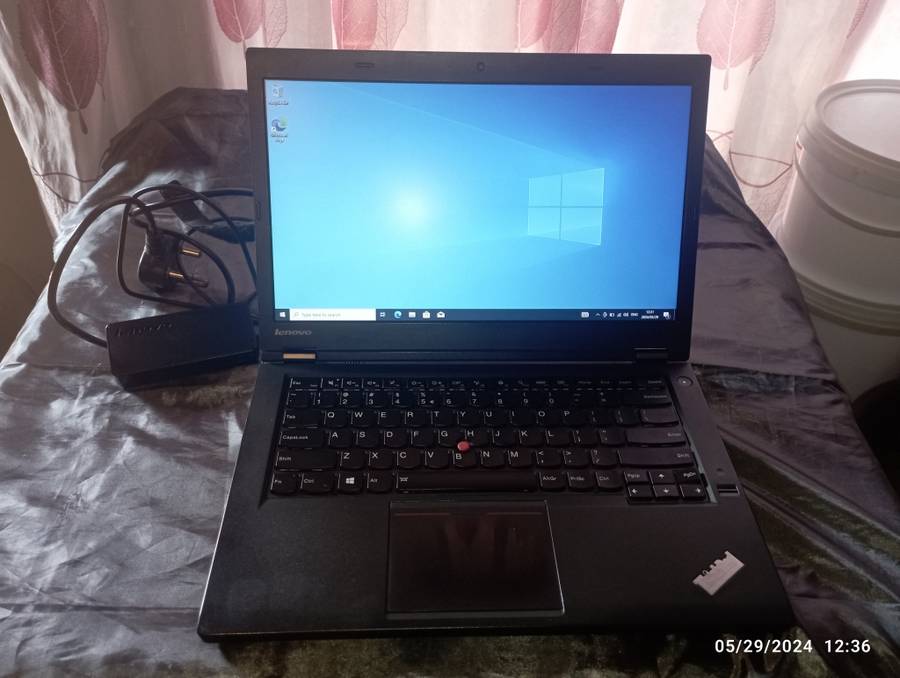 Lenovo ThinkPad T440p, 500GB, 4GB RAM, Windows 10