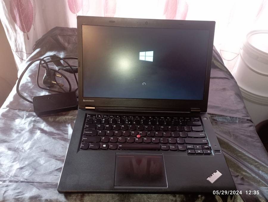 Lenovo ThinkPad T440p, 500GB, 4GB RAM, Windows 10