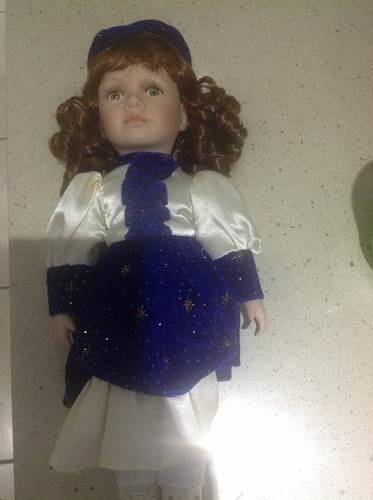 15" The Princess Collection Porcelain Doll NEW but opened *
