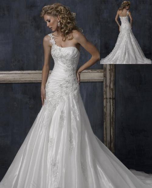 Clearance Sale - Stunning A-Line One Shoulder Sleeveless Wedding Dress - Size US6/White