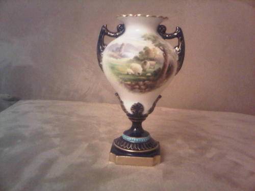Exquizite Old High Quality Bone China Royal Worcester Urn SPCA