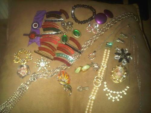 Vintage Jewelry Job Lot