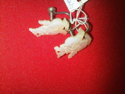 Vintage Mother Of Pearl Fuu Dog Earings