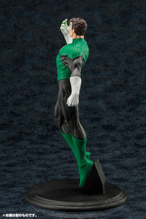 DC UNIVERSE GREEN LANTERN ARTFX STATUE NEW IN BOX