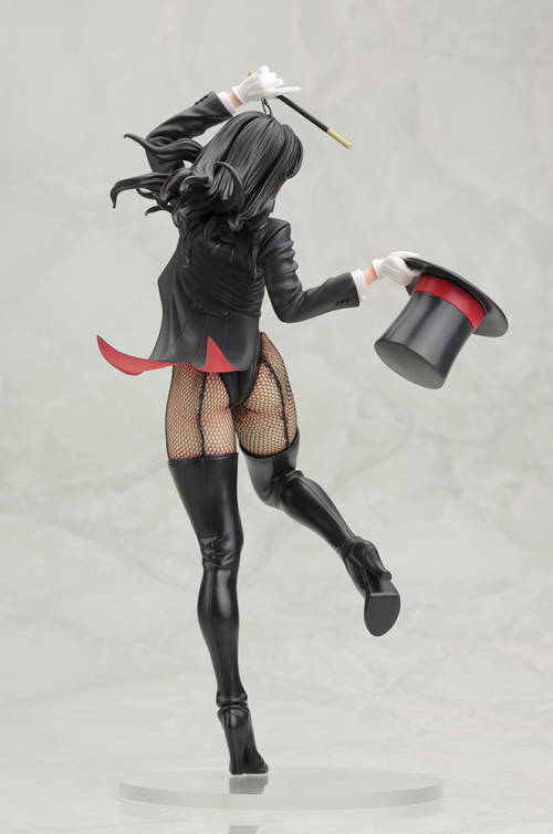 DC COMICS ZATANNA BISHOUJO STATUE NEW IN BOX