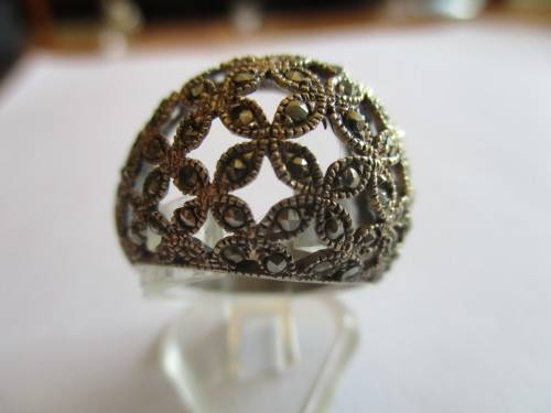 925 Sterling Silver and Marcasite Ring.