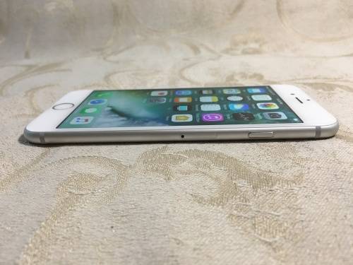 Silver IPhone 6S 16GB
