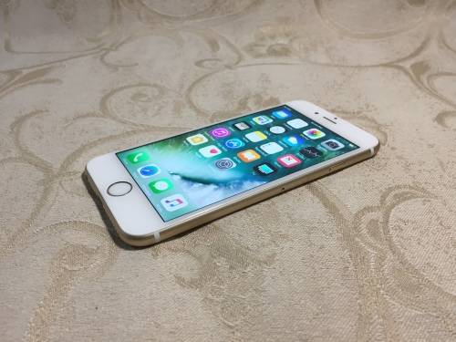 Gold IPhone 6S 16GB