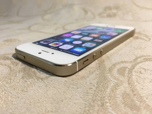 Gold IPhone 5S 16GB