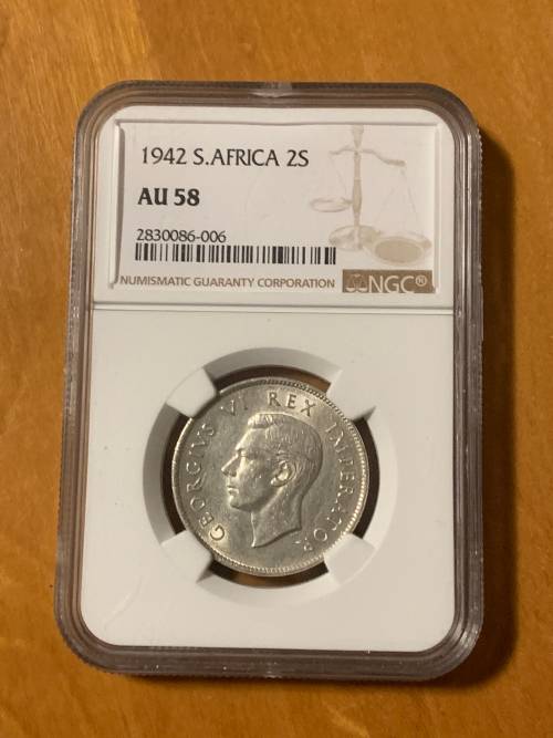 Union Of SA 1942 2 Shilling AU58
