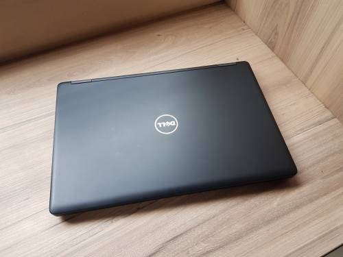 Dell Latitude 5580 Intel Core I5 + Free Laptop Bag