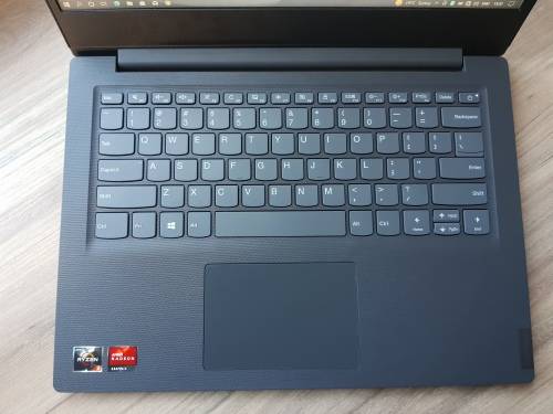 Lenovo V14 AMD Ryzen 3 + Free Laptop Bag