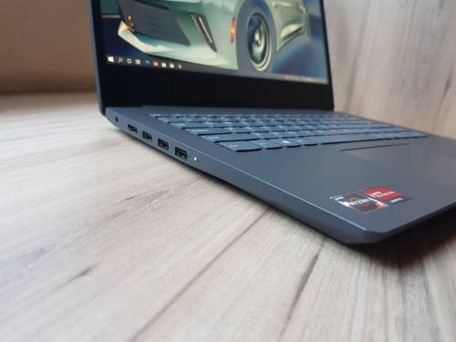 Lenovo V14 AMD Ryzen 3 + Free Laptop Bag