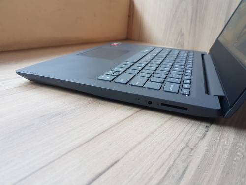 Lenovo V14 AMD Ryzen 3 + Free Laptop Bag