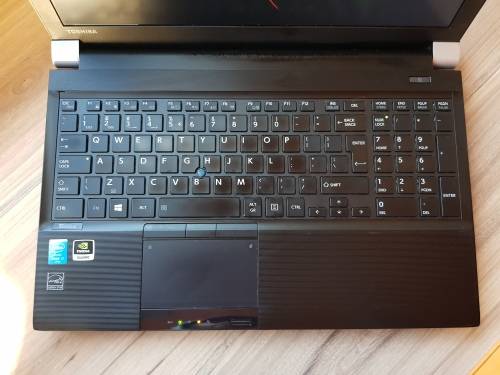 Toshiba Tecra W50 Intel Core I7 + Free Laptop Bag