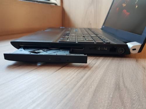 Toshiba Tecra W50 Intel Core I7 + Free Laptop Bag