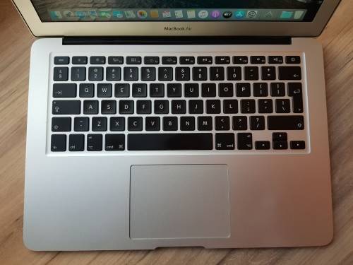 Macbook Air (13inch, 2015 ) + Free Laptop Bag