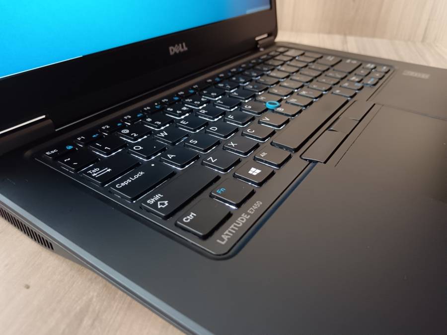 Dell latitude E7450 Ultrabook i7 + Free Laptop Bag