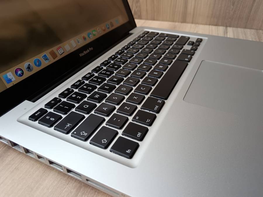 I5 Macbook Pro 13inch Mid 2012 + Free Laptop Bag