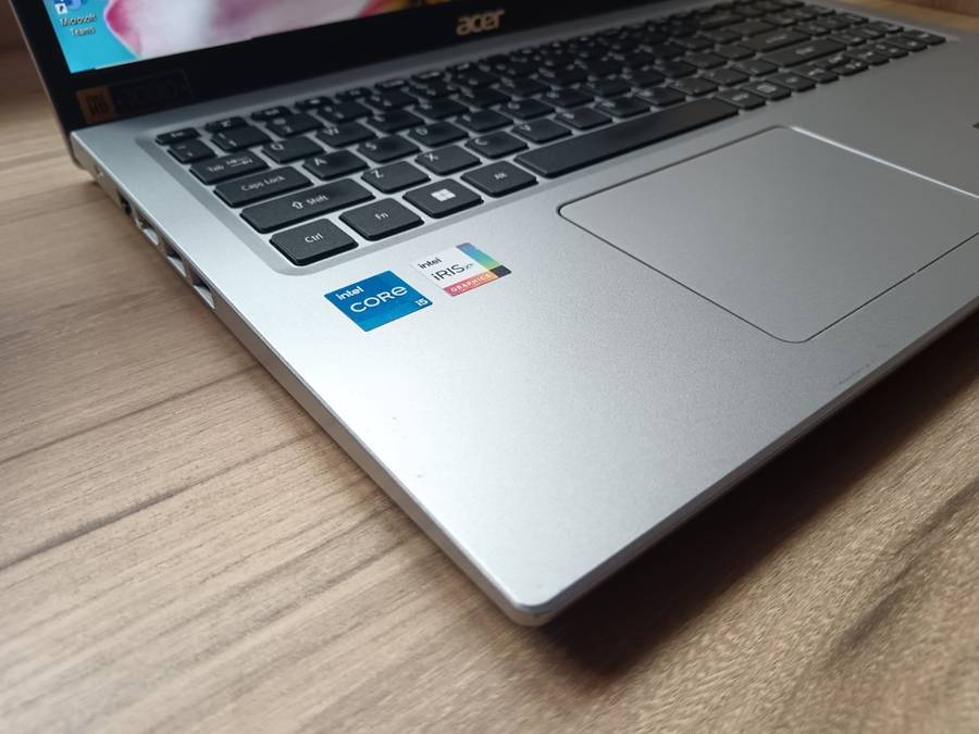 Acer Aspire 3 A315-58 Intel Core I5 + Free Laptop Bag