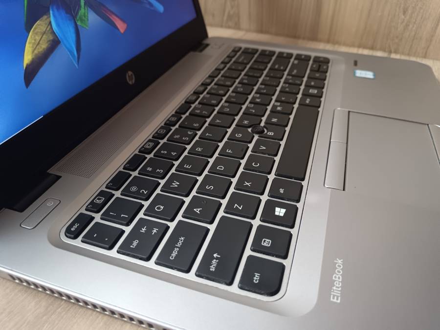 Hp Elitebook 840 G3 Intel Core i5 + Free Laptop Bag