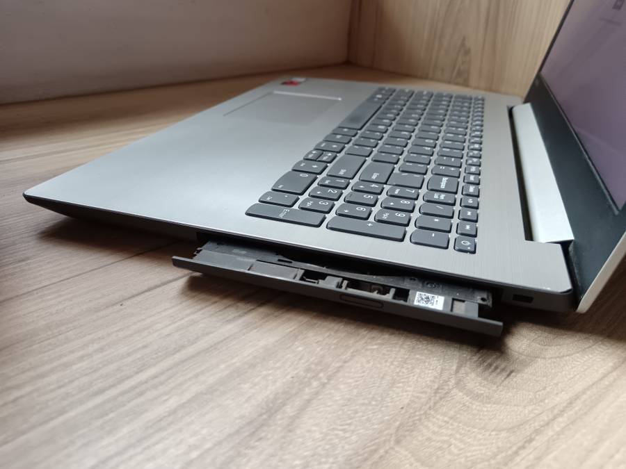 Lenovo IdeaPad 320 Intel Core i7 8th Gen+ Free Laptop Bag