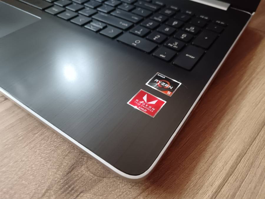 Hp Laptop 15 AMD Ryzen 5 3500U + Free Laptop Bag