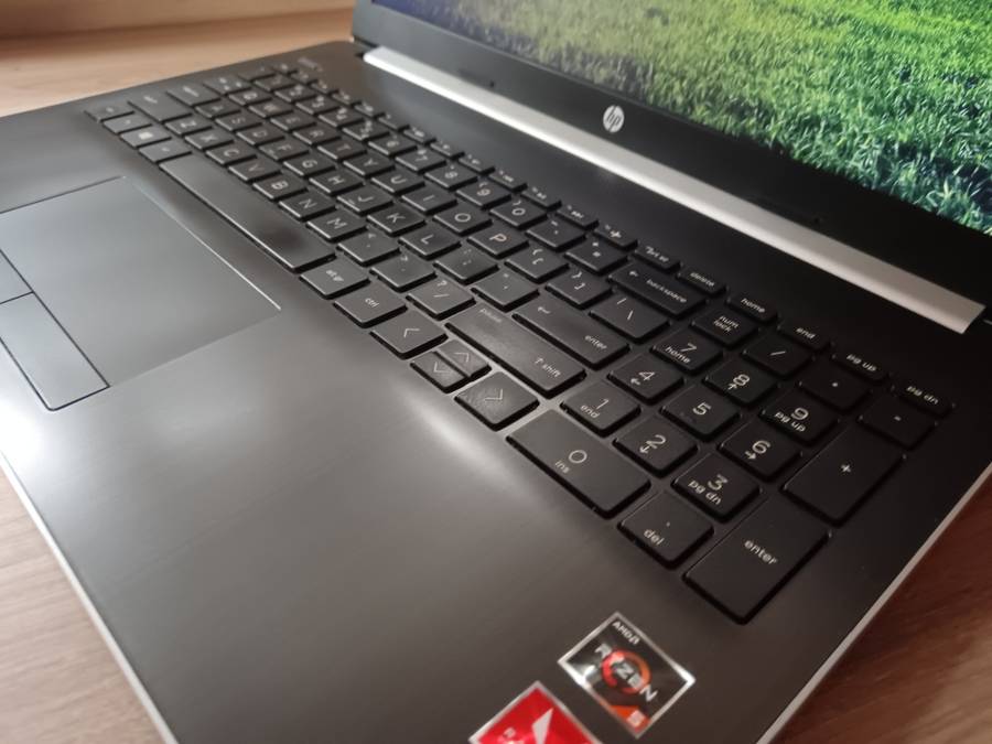 Hp Laptop 15 AMD Ryzen 5 3500U + Free Laptop Bag