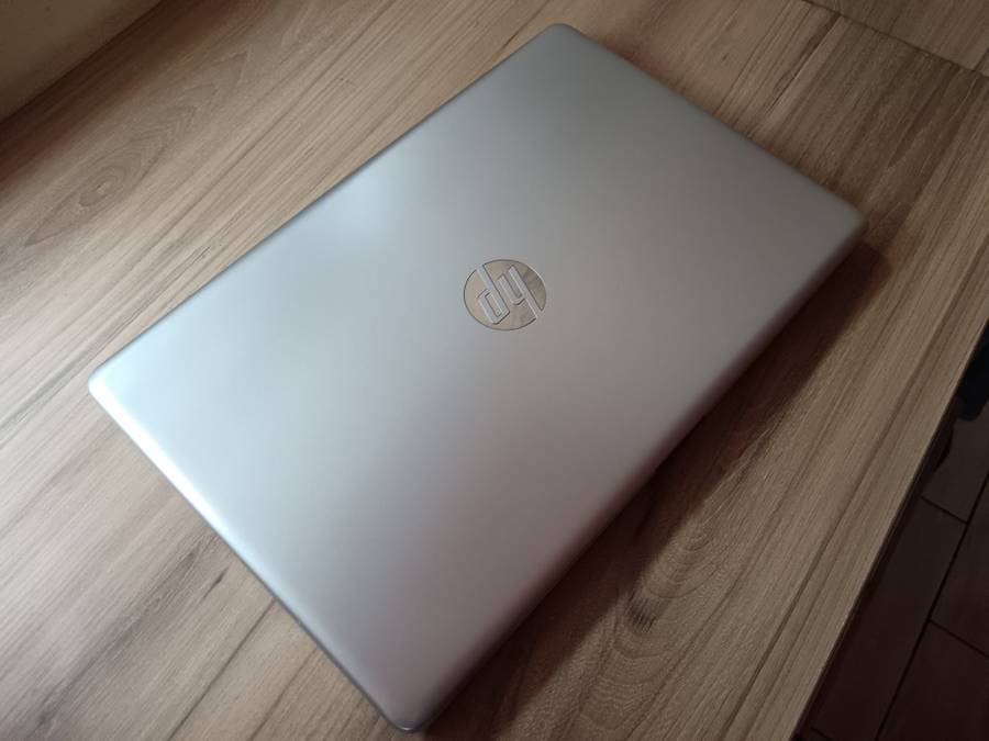 Hp Laptop 15 AMD Ryzen 5 3500U + Free Laptop Bag