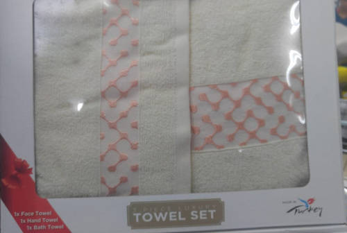 3 piece Turkish Towel set , superb quality ,beautiful....***clearance few left **5 COLORS AVAIL