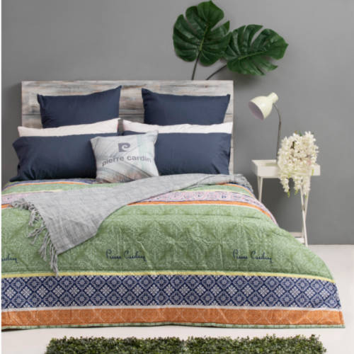 LUXURY PIERRE CARDIN STUNNING*WOW*COMFORTERS *PRICE REDUCED*KING OR QUEEN SIZE **CHOOSE YOUR DESIGNS