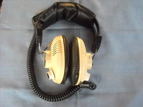 Stereo Headphones Model HD2038RV 8OHM