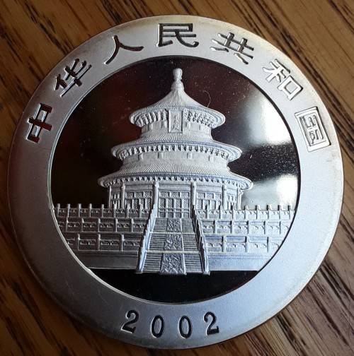 CHINA - 2002 BU 10 YUAN SILVER PANDA, ONE OUNCE 0,999 SILVER. IN CAPSULE.