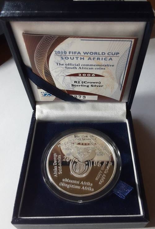 RSA FIFA 2006 PROOF SILVER R2, 92,5% PURE SILVER, CROWN MASS 33,626 grams, IN OIGINAL BOX.