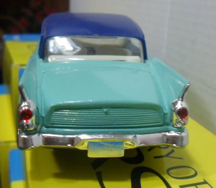 STUNNING SOLIDO 1957  STUDEBAKER SILVER HAWK " A CENTURY OF CARS SERIES " MINT BOXED