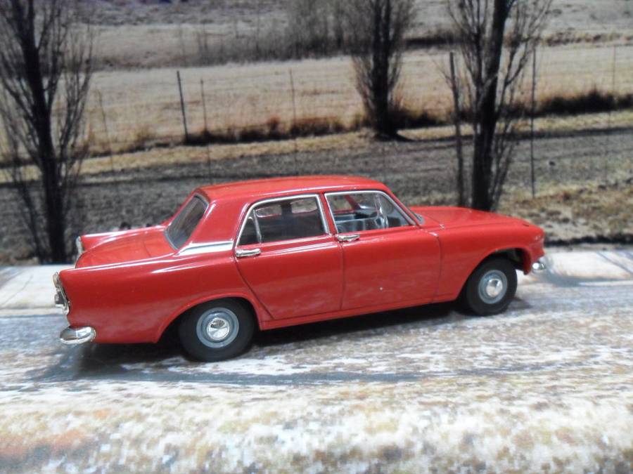 RARE STUNNING ,  LTD EDITION  VANGUARDS VA06002 1965 FORD ZEPHYR 4 MK lll   ABSOLUTELY  MINT - BOXED