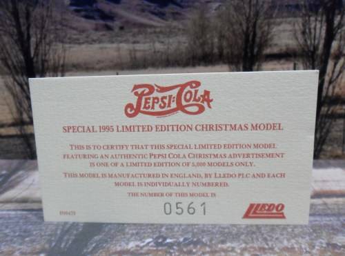 STUNNING  LLEDO   - 1955 VW KOMBI  VAN  - " PEPSI-COLA  1995 LTD EDITION XMAS MODEL " MINT - BOXED