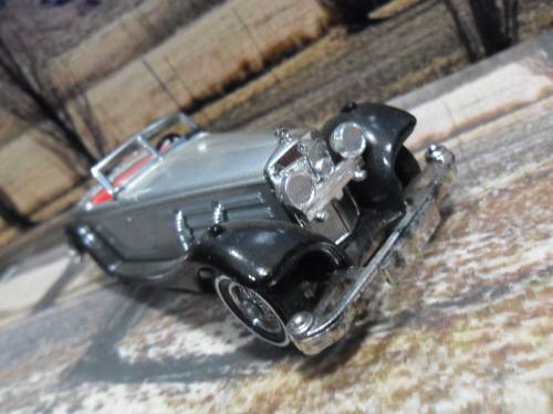 STUNNING MATCHBOX NO Y - 20  1937  MERCEDES 540K - "MODELS OF YESTERYEAR"  MINT IN GOOD  DISPLAY BOX