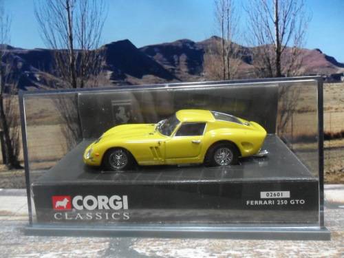 STUNNING   CORGI NO  02601  -  1962 - 1964  FERRARI 250 GTO  -  MINT  IN THE ORIGINAL  DISPLAY BOX