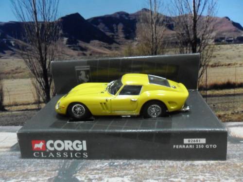 STUNNING   CORGI NO  02601  -  1962 - 1964  FERRARI 250 GTO  -  MINT  IN THE ORIGINAL  DISPLAY BOX