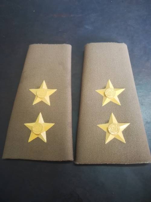 SADF Lieutenant Rank Set