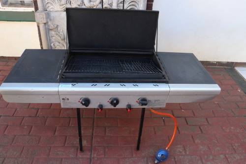 x3 Burner Gas Grill