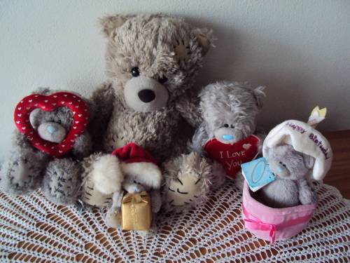 Collection of Me to you teddy bears - 100% cuteness (perfect for last minute gifts)